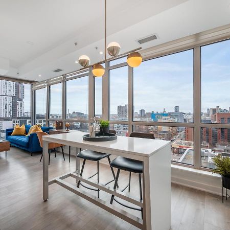 Luxury 2 Bedroom In The Heart Of Entertainment District W/ Cn Tower View Toronto Kültér fotó