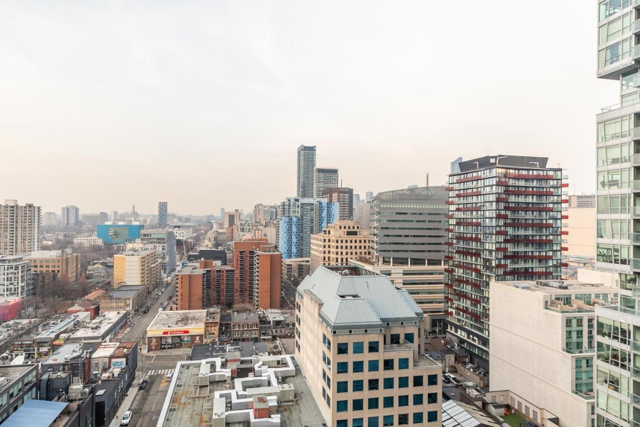 Luxury 2 Bedroom In The Heart Of Entertainment District W/ Cn Tower View Toronto Kültér fotó