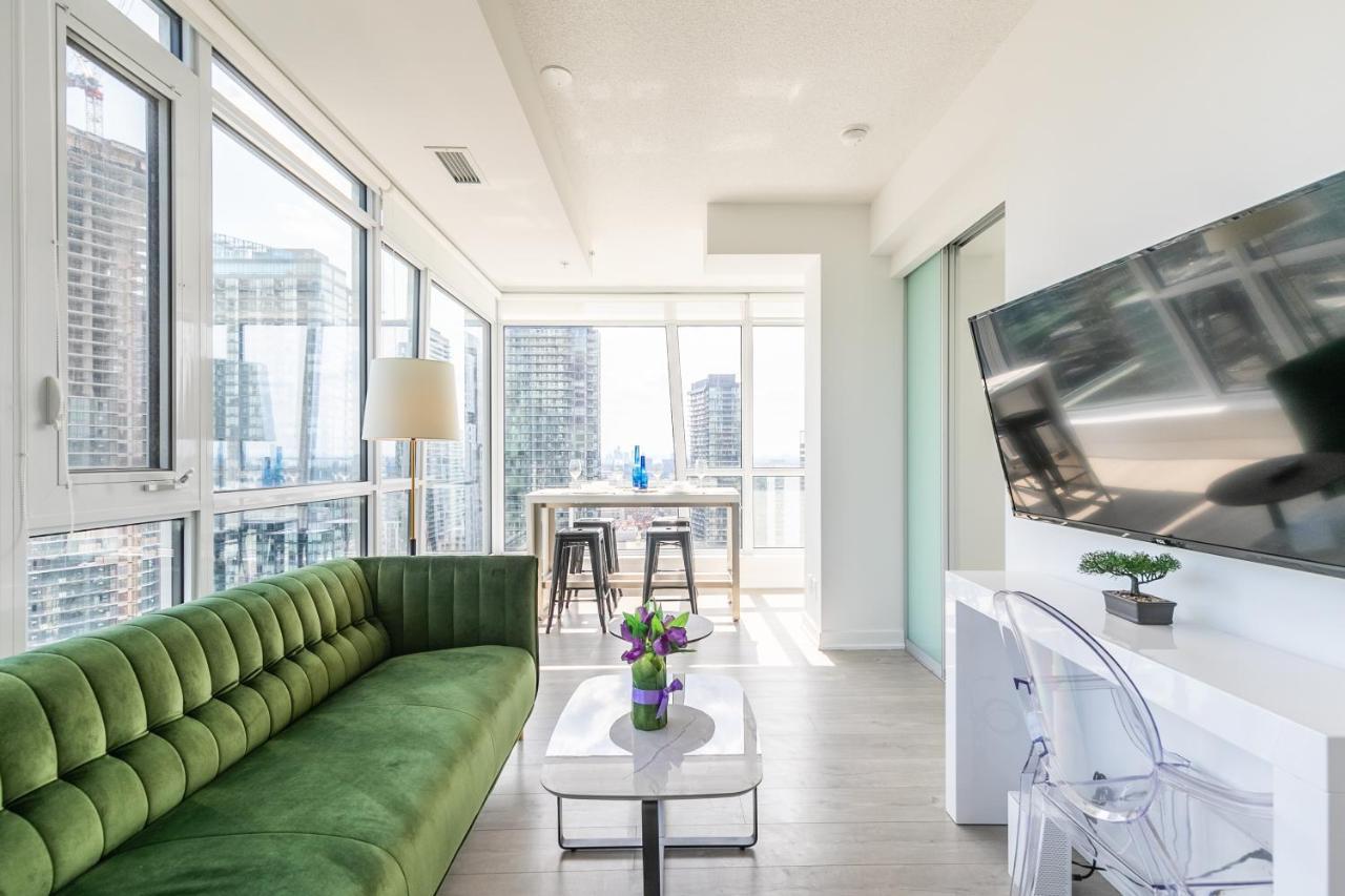 Luxury 2 Bedroom In The Heart Of Entertainment District W/ Cn Tower View Toronto Kültér fotó