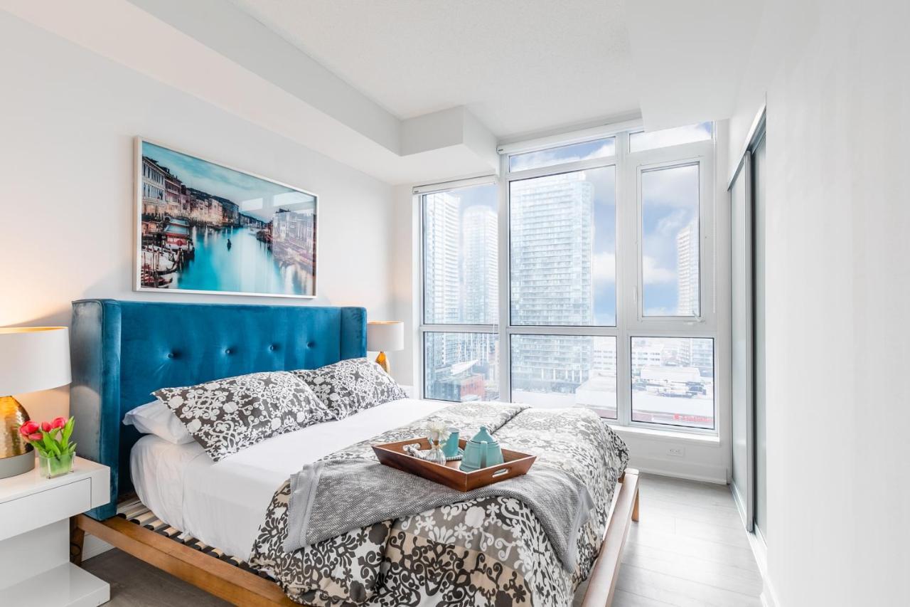 Luxury 2 Bedroom In The Heart Of Entertainment District W/ Cn Tower View Toronto Kültér fotó
