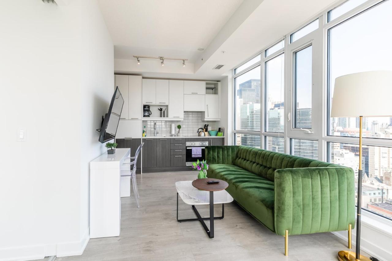 Luxury 2 Bedroom In The Heart Of Entertainment District W/ Cn Tower View Toronto Kültér fotó
