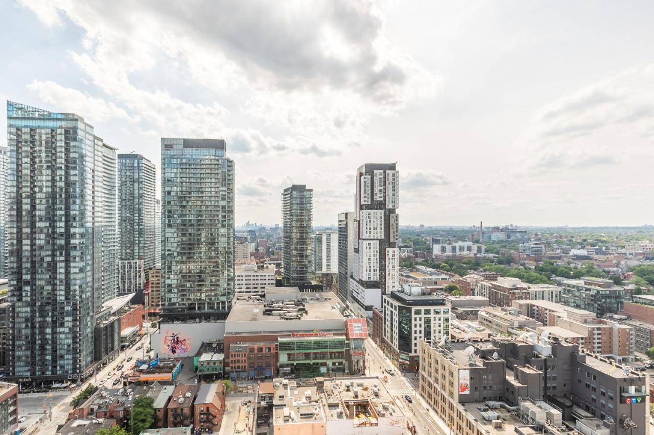 Luxury 2 Bedroom In The Heart Of Entertainment District W/ Cn Tower View Toronto Kültér fotó