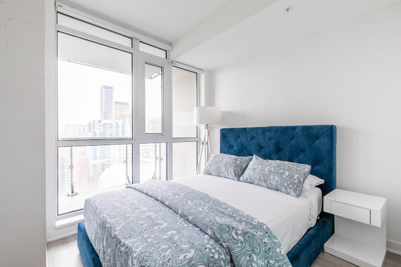 Luxury 2 Bedroom In The Heart Of Entertainment District W/ Cn Tower View Toronto Kültér fotó