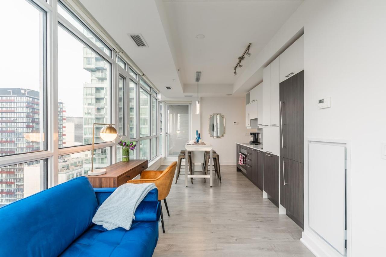 Luxury 2 Bedroom In The Heart Of Entertainment District W/ Cn Tower View Toronto Kültér fotó